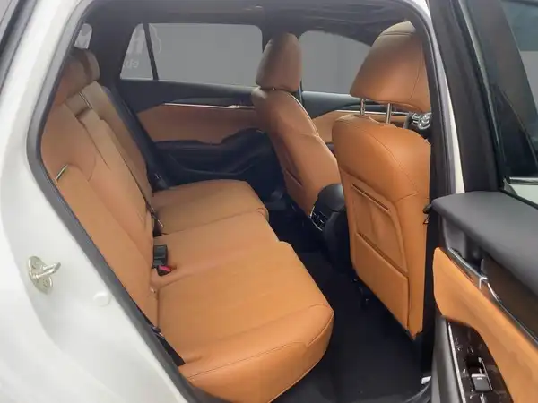 MAZDA 6 20TH ANNIVERSARY (12/15)