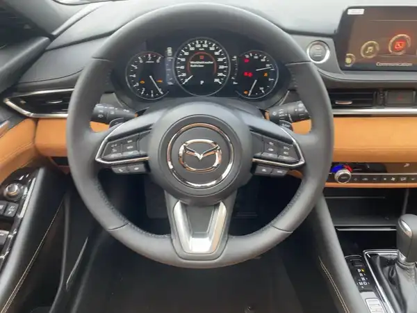 MAZDA 6 20TH ANNIVERSARY (9/15)