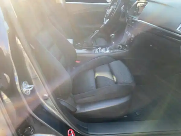 MAZDA 6 (11/15)