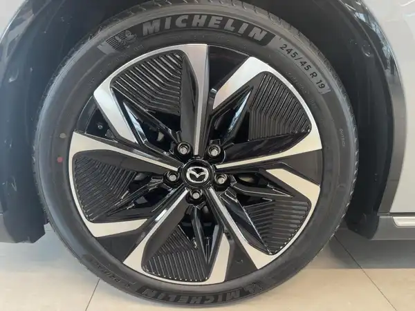 MAZDA 6 TAKUMI (7/15)