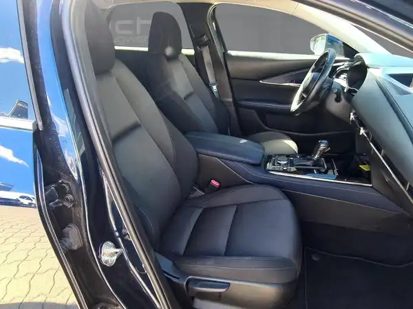 MAZDA CX-30 (11/15)