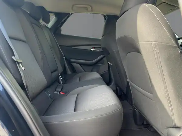 MAZDA CX-30 (12/15)