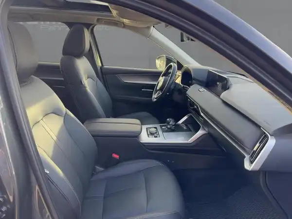 MAZDA CX-60 HOMURA (11/15)