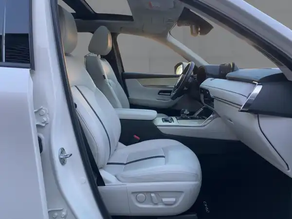 MAZDA CX-60 TAKUMI (11/15)