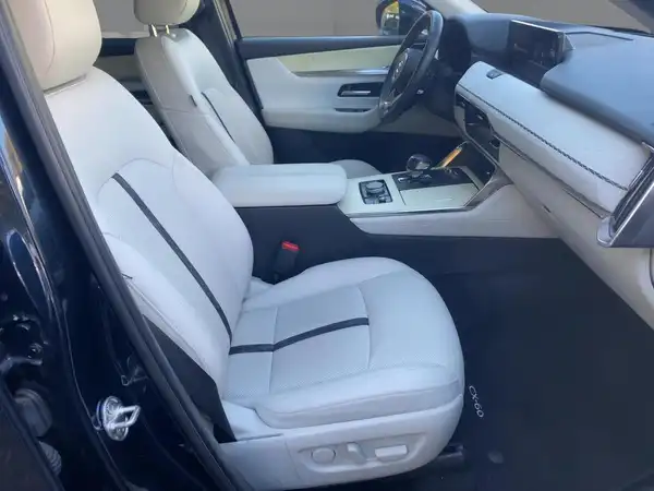 MAZDA CX-60 TAKUMI (11/15)