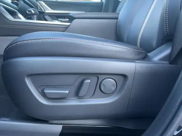 MAZDA CX-60 HOMURA (14/15)