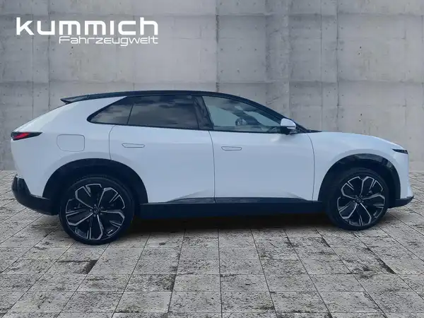 MAZDA CX-6e (3/15)