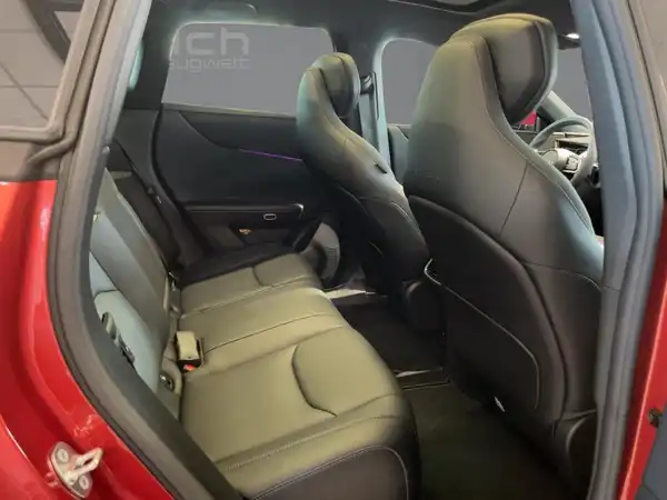 MAZDA CX-6e (12/15)