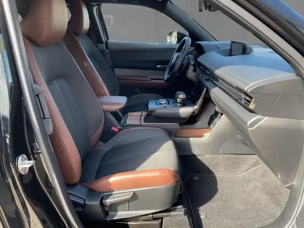 MAZDA MX-30 ADVANTAGE (11/15)