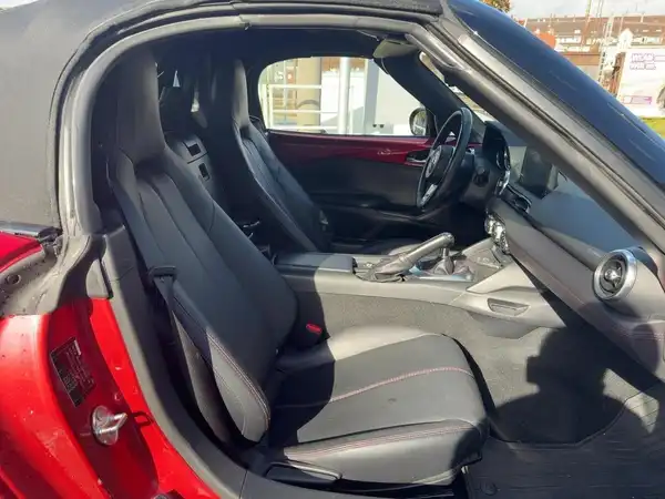 MAZDA MX-5 (11/15)