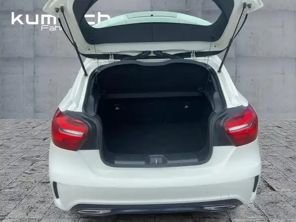 MERCEDES-BENZ A 180 (12/15)