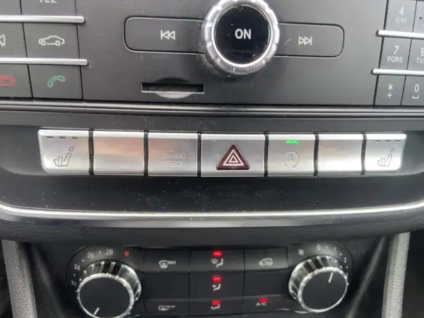 MERCEDES-BENZ A 180 (14/15)