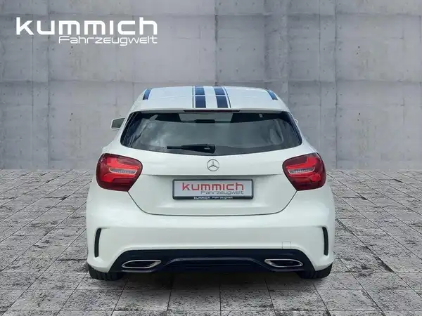 MERCEDES-BENZ A 180 (5/15)