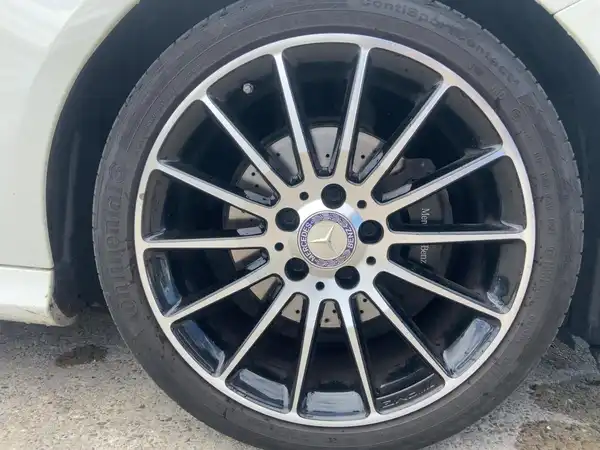 MERCEDES-BENZ A 180 (7/15)