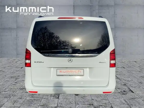 MERCEDES-BENZ V 250 (5/15)