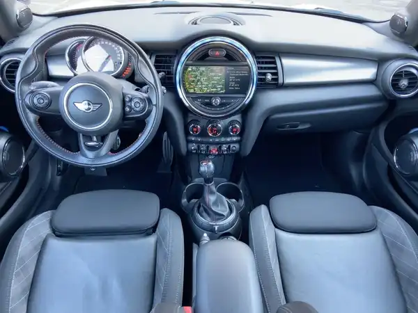 MINI COOPER CABRIO (12/15)