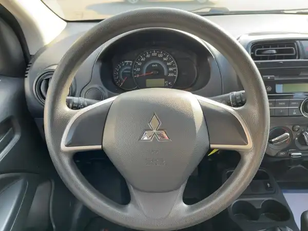 MITSUBISHI SPACE (9/15)
