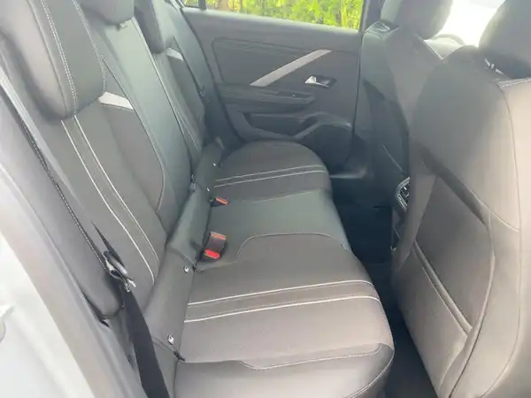 OPEL ASTRA GS (12/15)