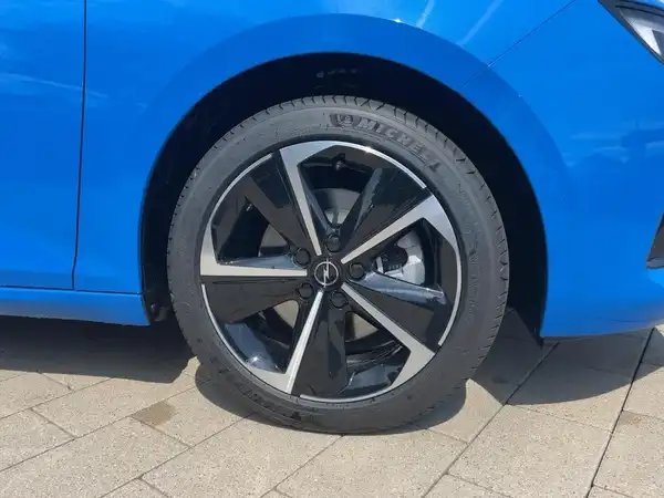 OPEL ASTRA GS (7/15)