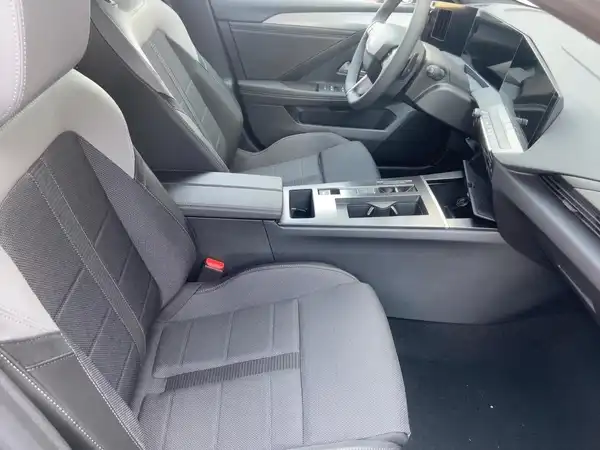 OPEL ASTRA GS (10/15)