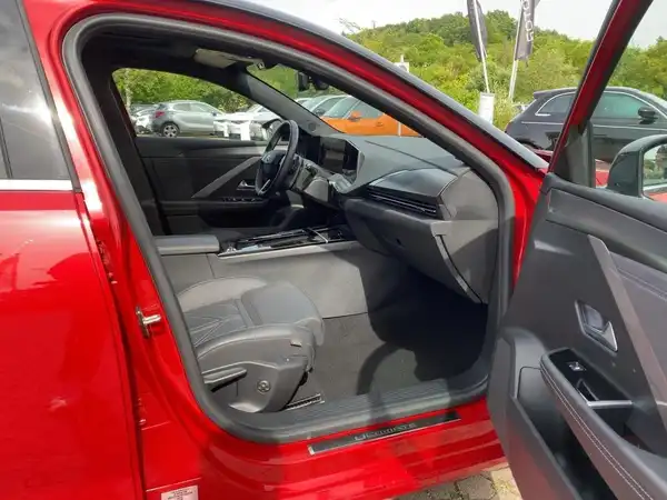 OPEL ASTRA GS (11/15)