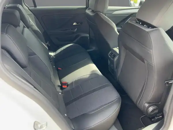 OPEL ASTRA GS (12/15)