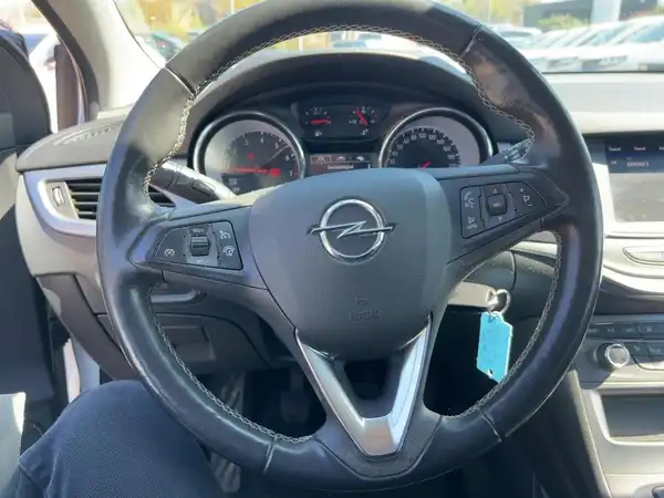 OPEL ASTRA (9/15)