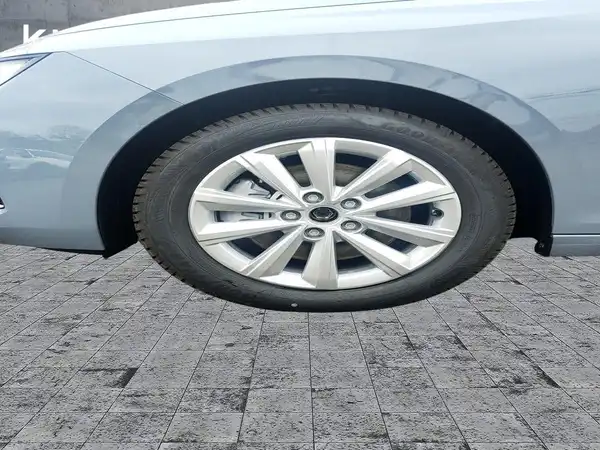 OPEL ASTRA GS (7/14)