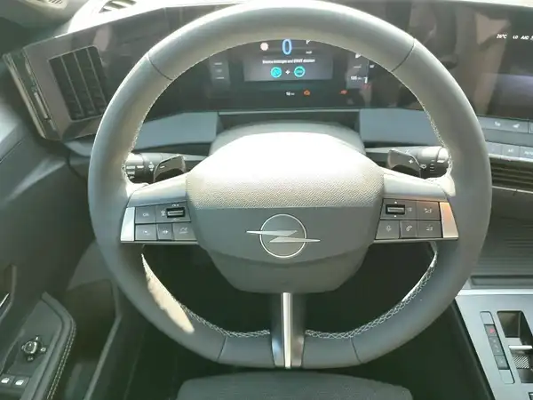 OPEL ASTRA GS (9/15)