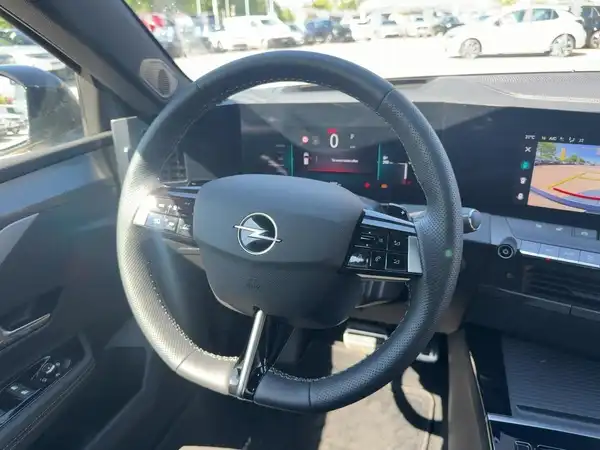 OPEL ASTRA GS (9/15)