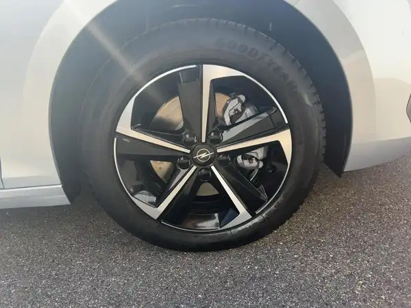 OPEL ASTRA GS (7/15)
