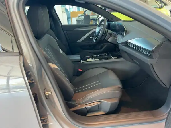 OPEL ASTRA GS (11/15)
