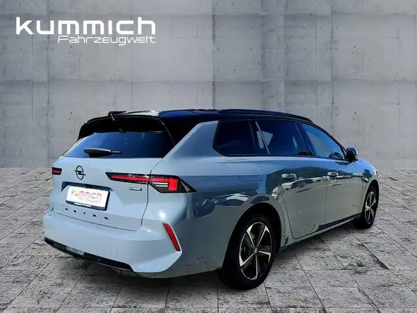 OPEL ASTRA SPORTS TOURER (4/15)