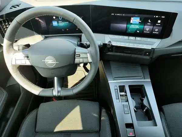 OPEL ASTRA SPORTS TOURER (8/15)