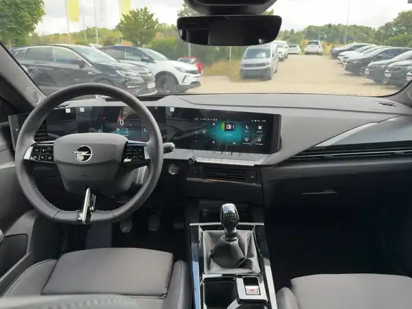 OPEL ASTRA SPORTS TOURER GS (8/15)