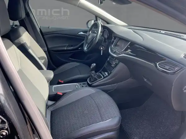 OPEL ASTRA SPORTS TOURER (11/15)