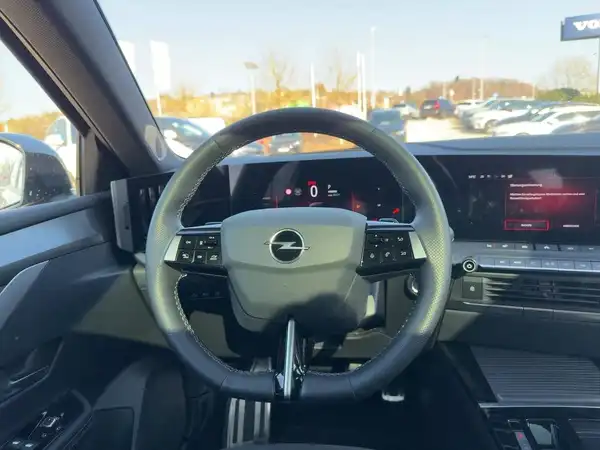 OPEL ASTRA SPORTS TOURER (9/15)