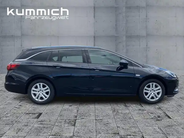 OPEL ASTRA SPORTS TOURER (3/15)