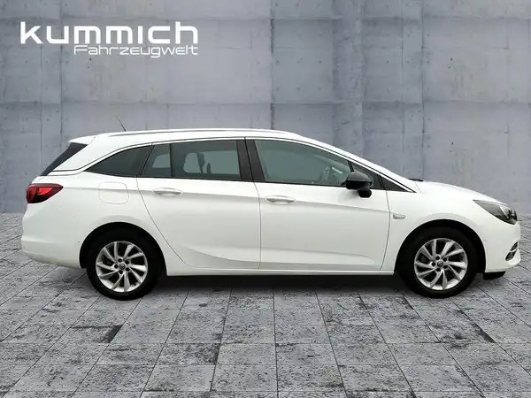 OPEL ASTRA SPORTS TOURER (3/15)