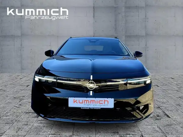 OPEL ASTRA SPORTS TOURER (2/15)