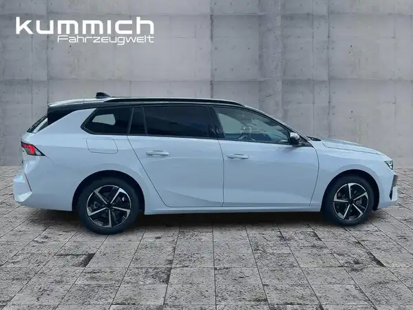 OPEL ASTRA SPORTS TOURER (3/15)