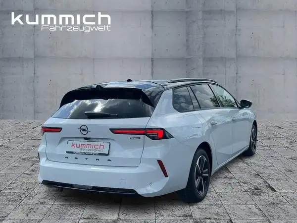 OPEL ASTRA SPORTS TOURER (4/15)