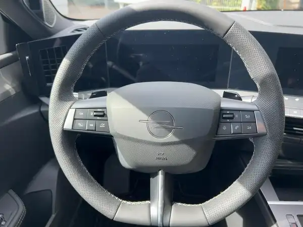 OPEL ASTRA SPORTS TOURER (9/14)