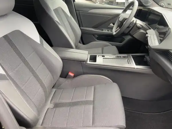 OPEL ASTRA SPORTS TOURER (11/15)