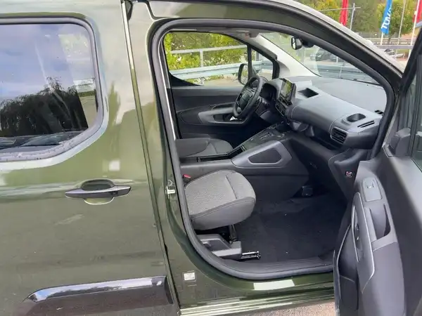 OPEL COMBO GS (8/12)