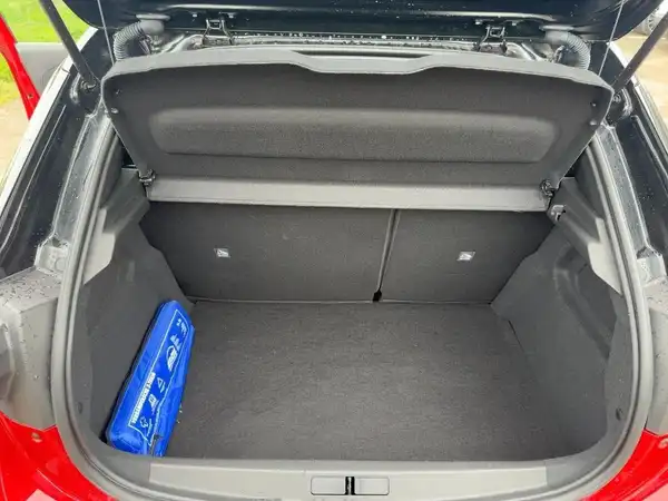 OPEL CORSA (13/15)