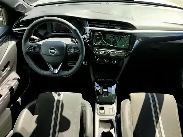 OPEL CORSA (8/15)