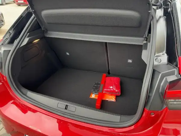 OPEL CORSA (13/15)