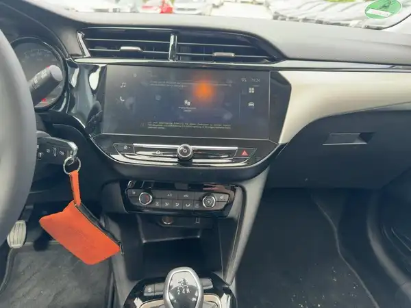 OPEL CORSA (10/15)