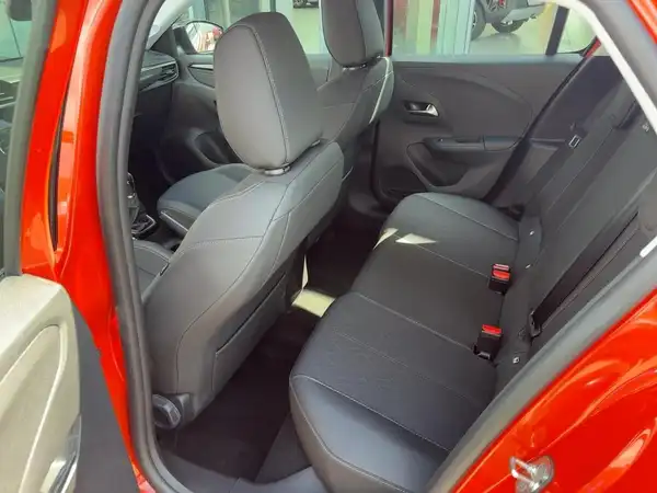 OPEL CORSA (9/15)
